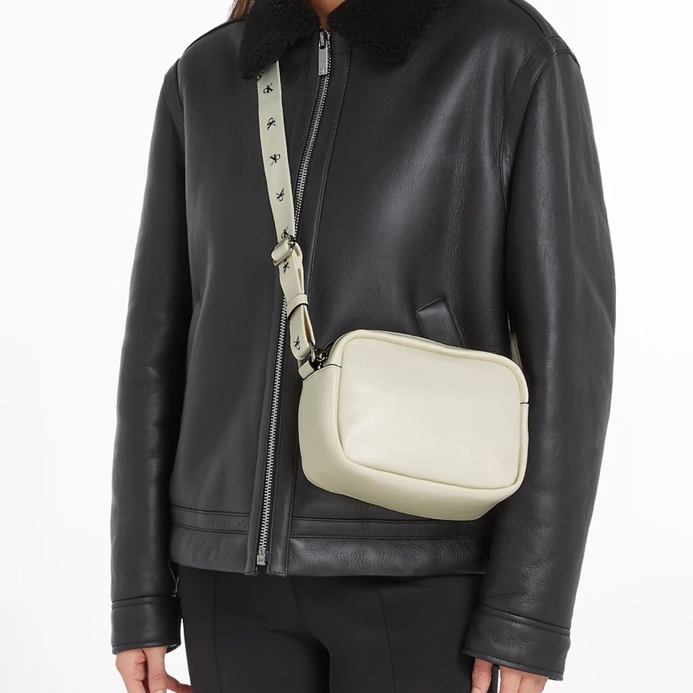 Calvin Klein Jeans Ultralight cross body.